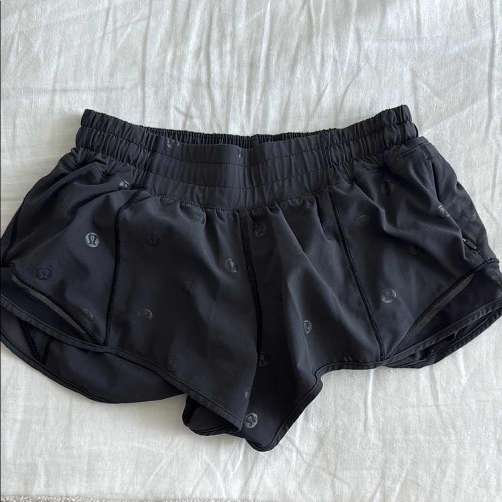 Lululemon 2.5 Hotty Hot Shorts Limited Edition